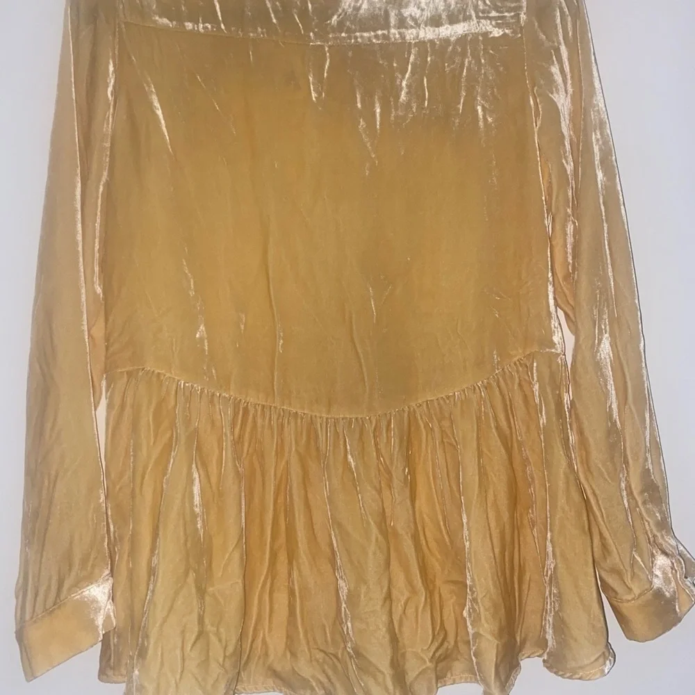 Sundance catalog yellow Velvet Button Down 100% SILK Shirt Sz XS EUC Babydoll - Picture 5 of 7